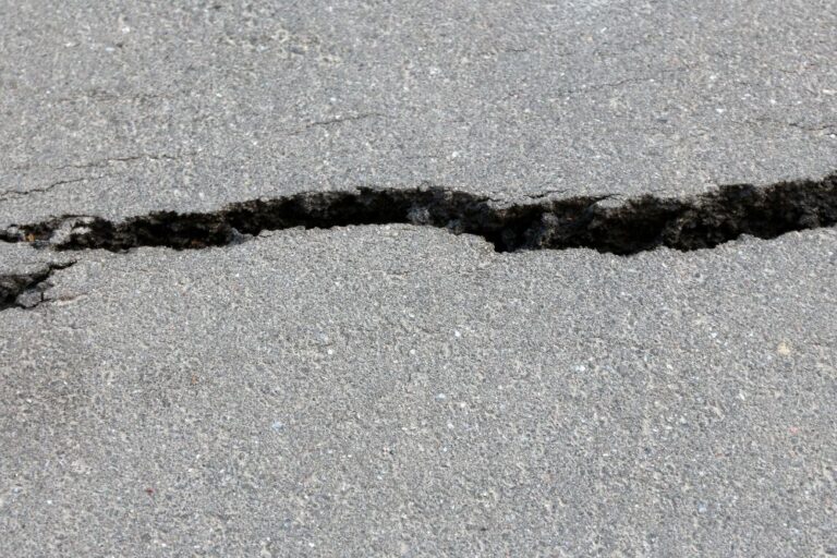How to Repair a Crack In An Exposed Aggregate Concrete Driveway
